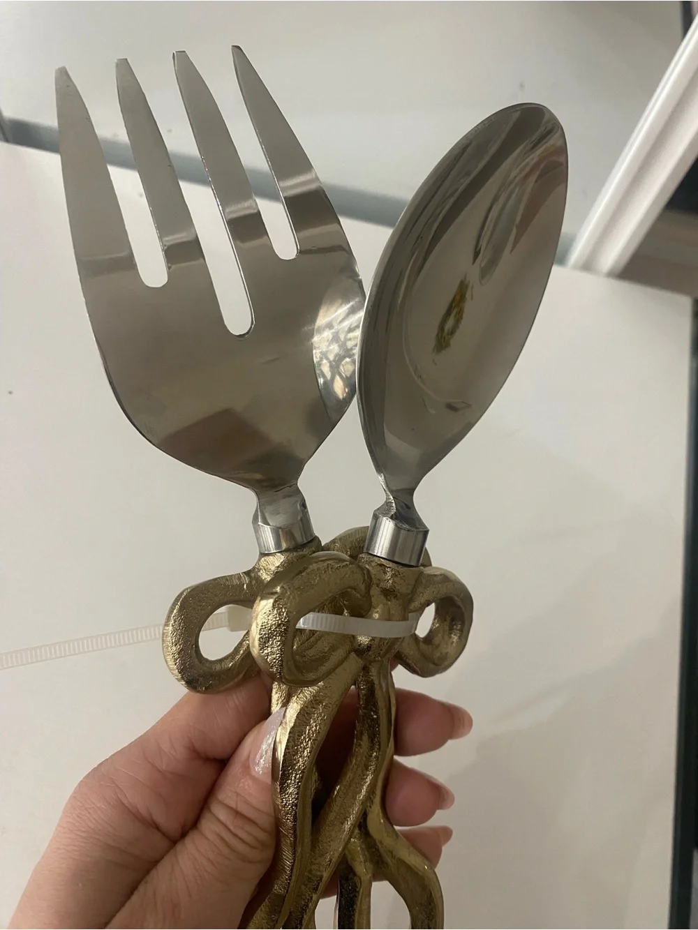 Gold Ribbon-Style Serving Spoon and Fork Set - Decorative House Dining Kitchen